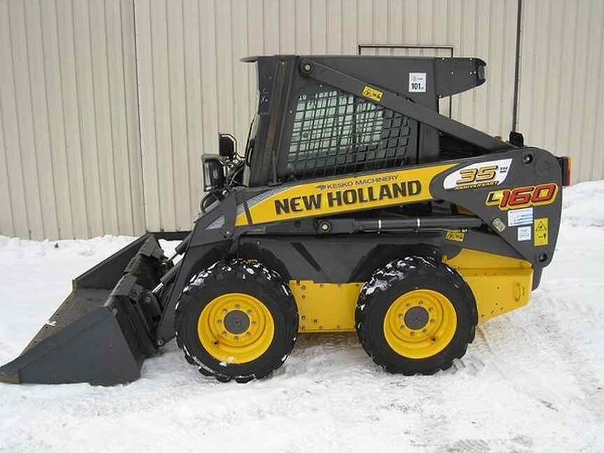Мини-погрузчик New Holland L160