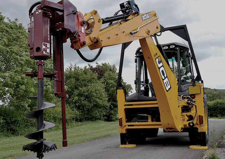 Ямобур JCB 3CX
