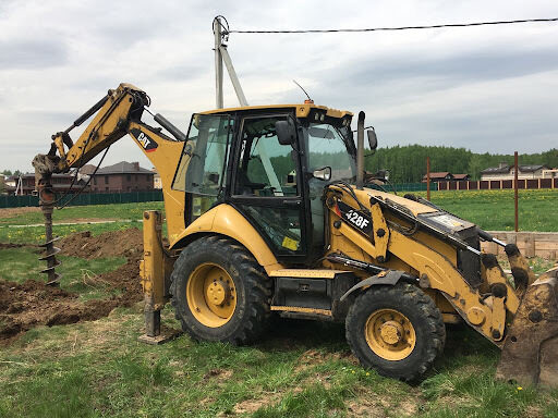 Ямобур CAT 428E